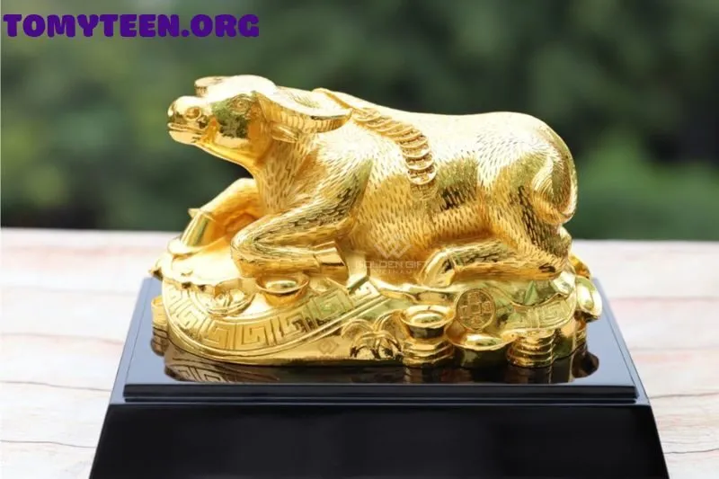 Cách chọn tượng trâu vàng hợp phong thủy