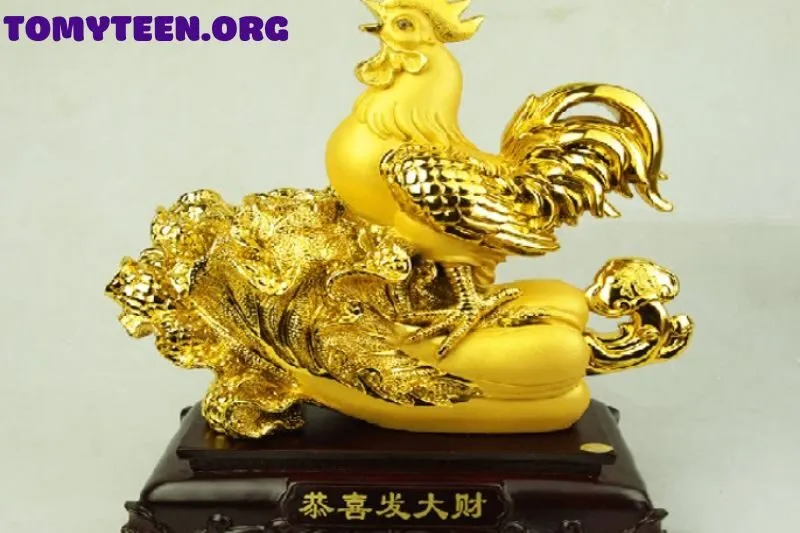 Tượng Gà Phong Thủy Hợp Với Gia Chủ Mệnh Nào, Tuổi Gì?