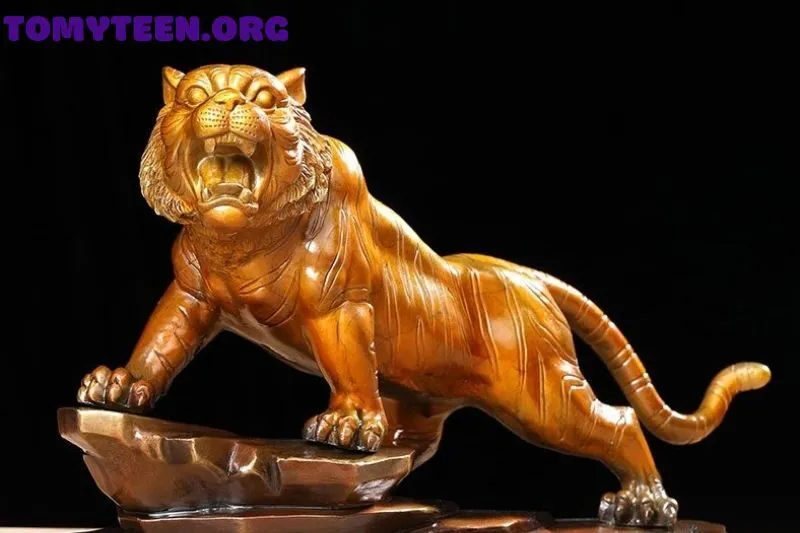 Tượng Hổ hợp với tuổi nào?